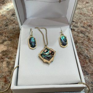 Kendra Scott NWOT Gorgeous Jewelry Set